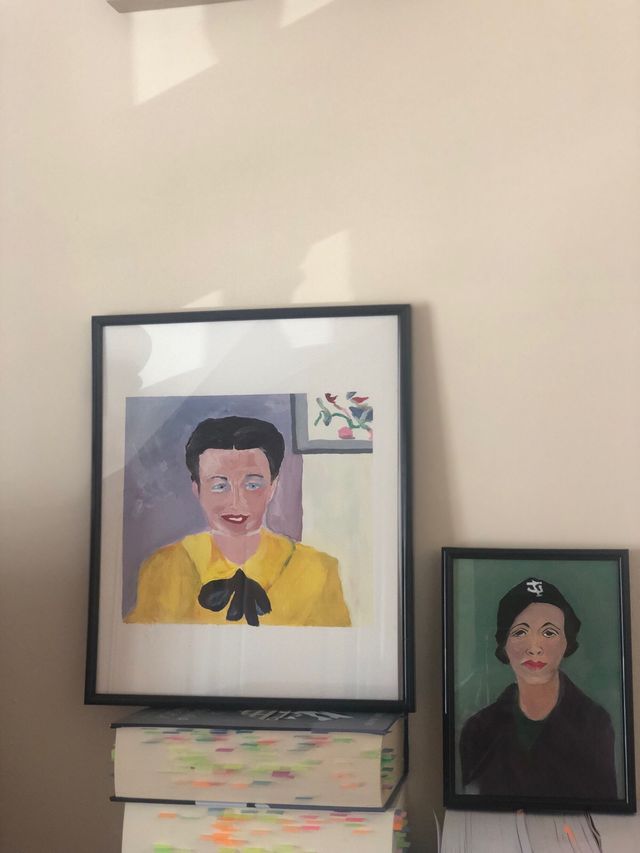 Simone de Beauvoir y Zambrano. Decoración Libreria