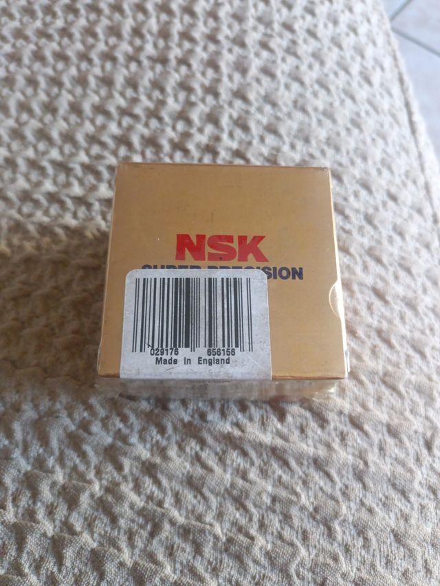 Cuscinetti a sfera NSK