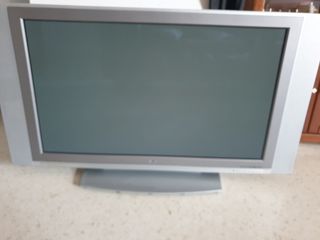 Televisión 42" plasma en muy buen estado