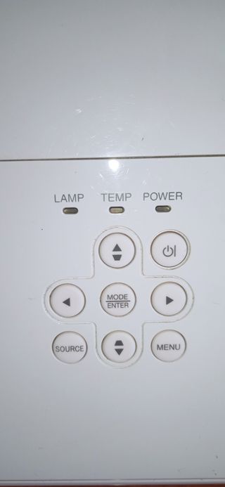 Proyector Hitachi CP-DX300