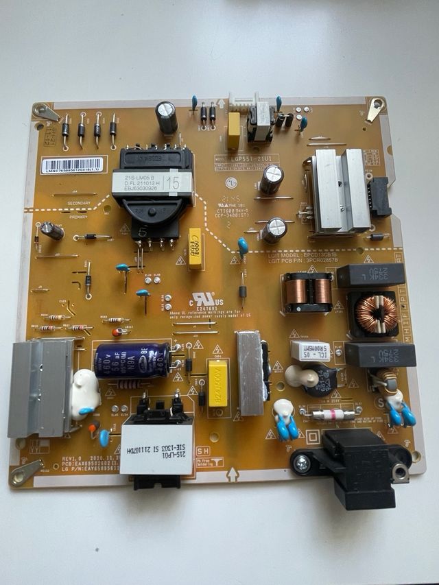 Fuene alimentación LG 55UP78006LB