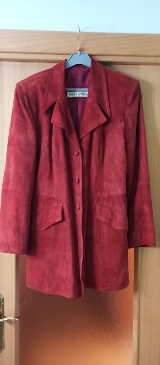 Americana larga de ante, talla 42