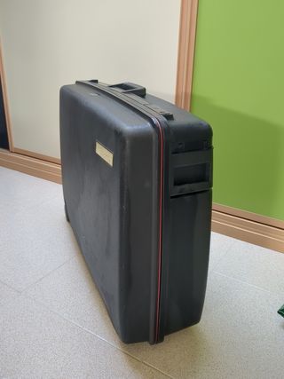 Maleta rígida grande Delsey