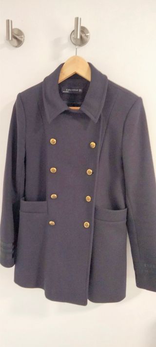 Chaquetón mujer Zara tipo militar