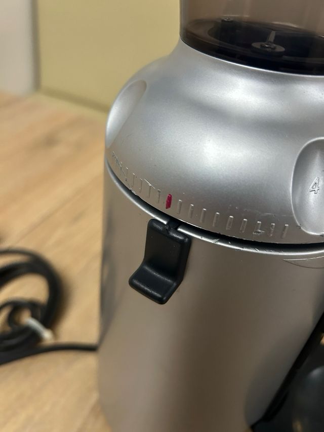 Molinillo de cafe industrial con teporizador