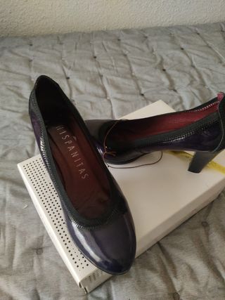Zapatos tacón charol Hispanitas