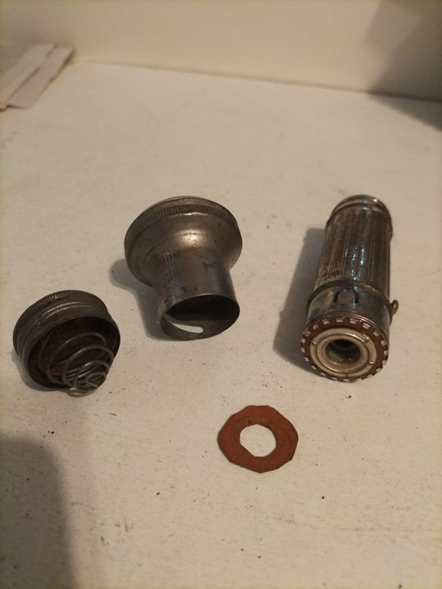 Linterna antigua vintage Daimon Focus