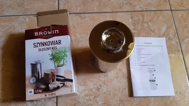 Maquina para hacer carne compacta