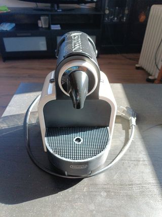 CAFETERA NESPRESSO