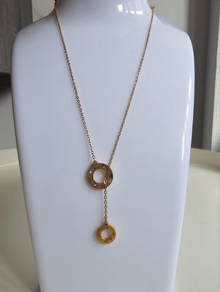 Collar de números romanos