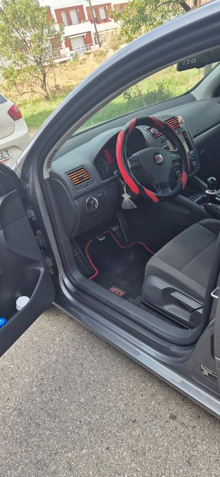 Volkswagen Golf 2005