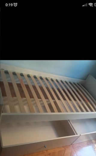 Cama 90cm. con cajones.