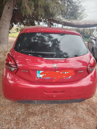 Peugeot 208 2015