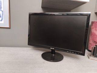 Schermo Asus 19 pollici