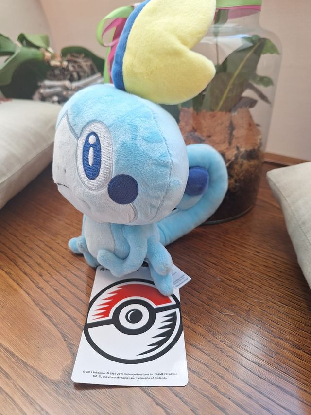 Peluche Pokémon Sobble Larméléon Memmeon