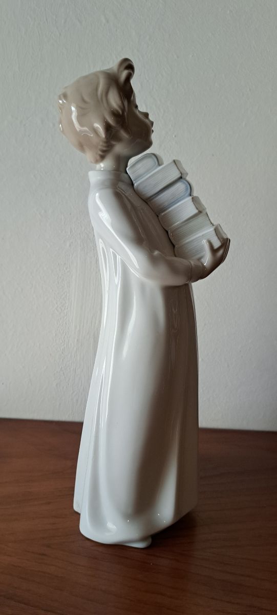 Figura porcelana NAO de LLADRÓ