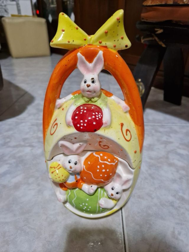 Portauova o biscottiera in ceramica