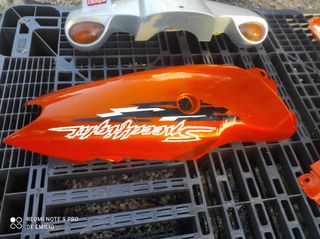 Carcasas, plásticos , carenados Peugeot