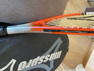 Raqueta masspro 49105-25F ultra como nueva