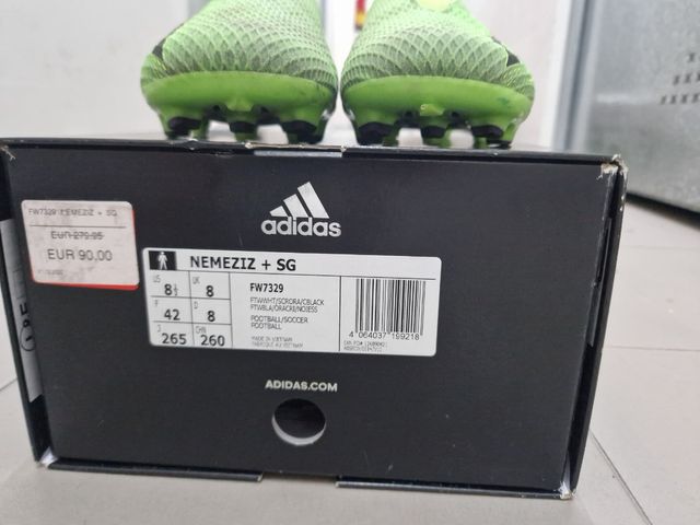 Botas Futbol Adidas tacos recambiables