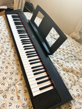 Piano electrico Yamaha Np32 / 76 teclas