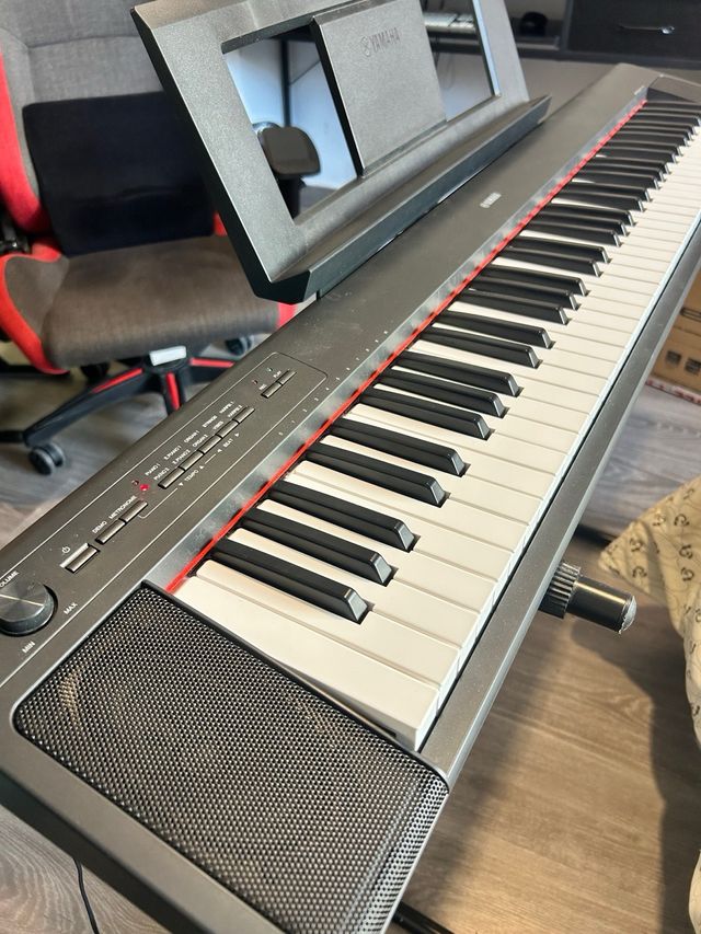 Piano electrico Yamaha Np32 / 76 teclas