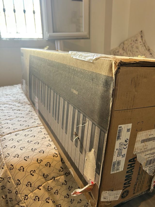 Piano electrico Yamaha Np32 / 76 teclas