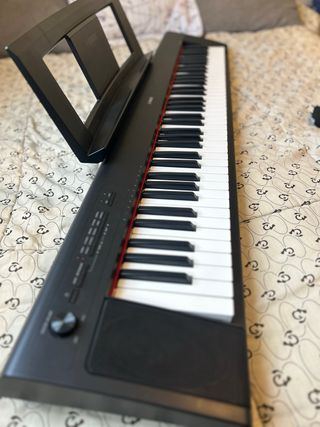 Piano electrico Yamaha Np32 / 76 teclas