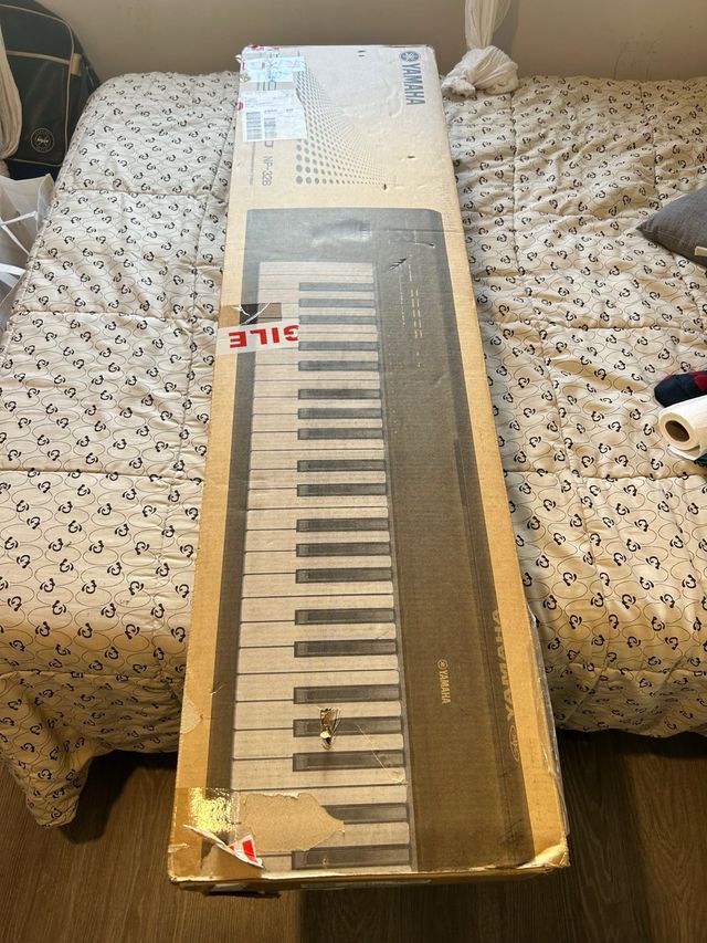 Piano electrico Yamaha Np32 / 76 teclas