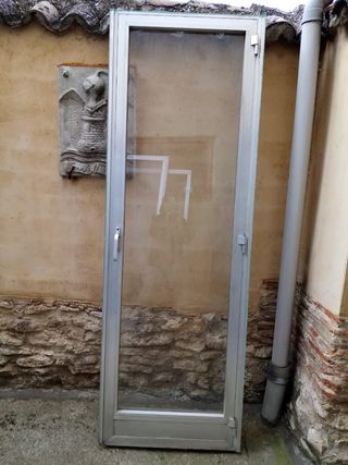 Puerta aluminio cristal 