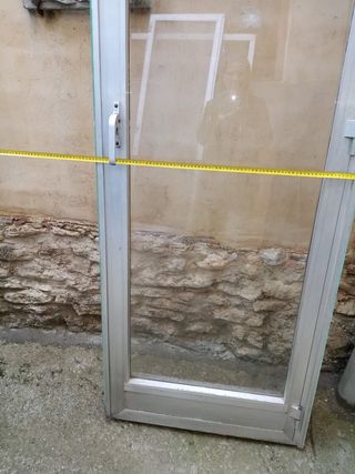 Puerta aluminio cristal 