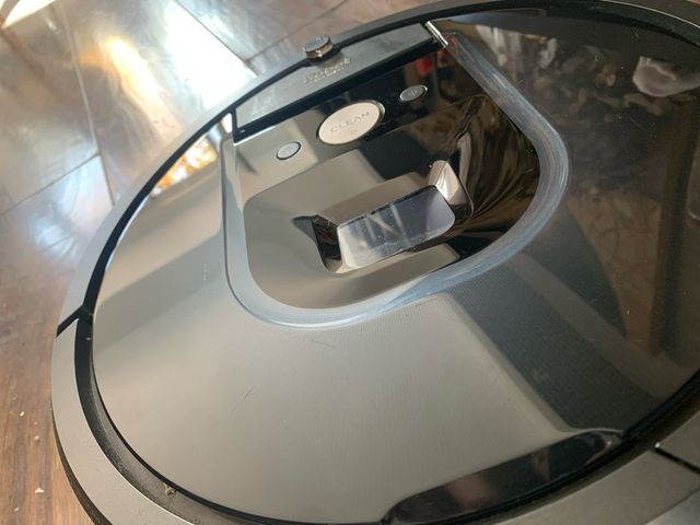 ASPIRADORA “ROOMBA”