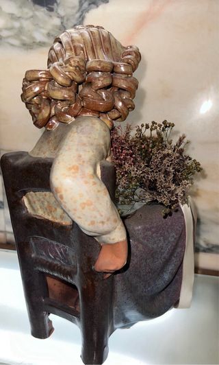 Figura cerámica Jane