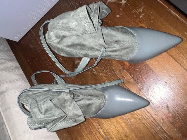 Botines  verde militar charol y ante con hebilla