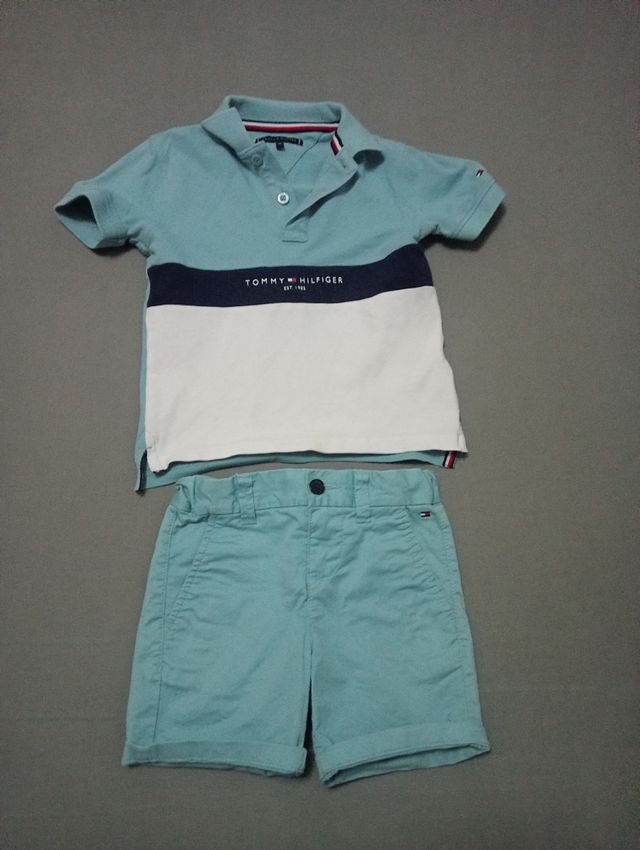 Conjunto pantalón y polo niño.