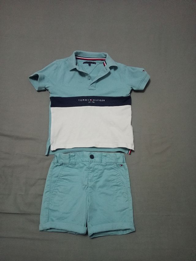 Conjunto pantalón y polo niño.