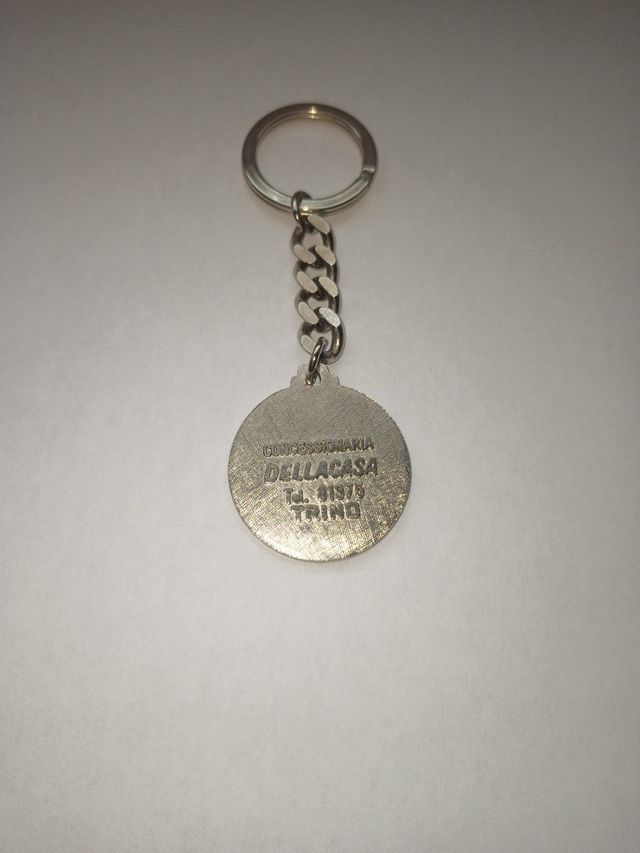 Fiat portachiavi in metallo vintage 