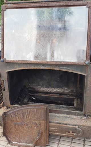 Chimenea de fundición clásica