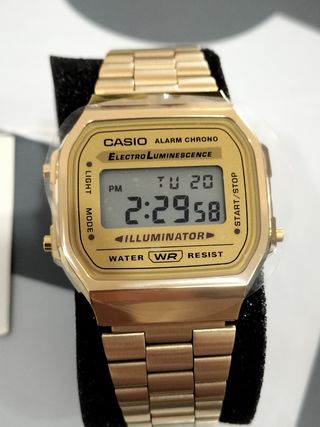 Casio Dorado unisex nuevo
