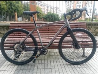 Cuadro aluminio 700 talla M