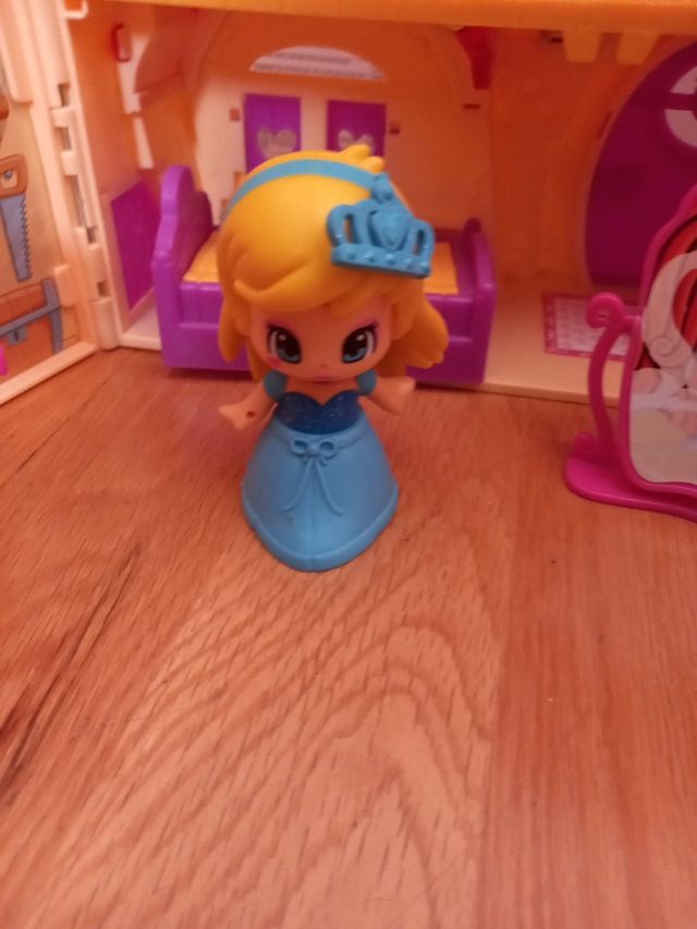 Casa de cuentos pin y pon