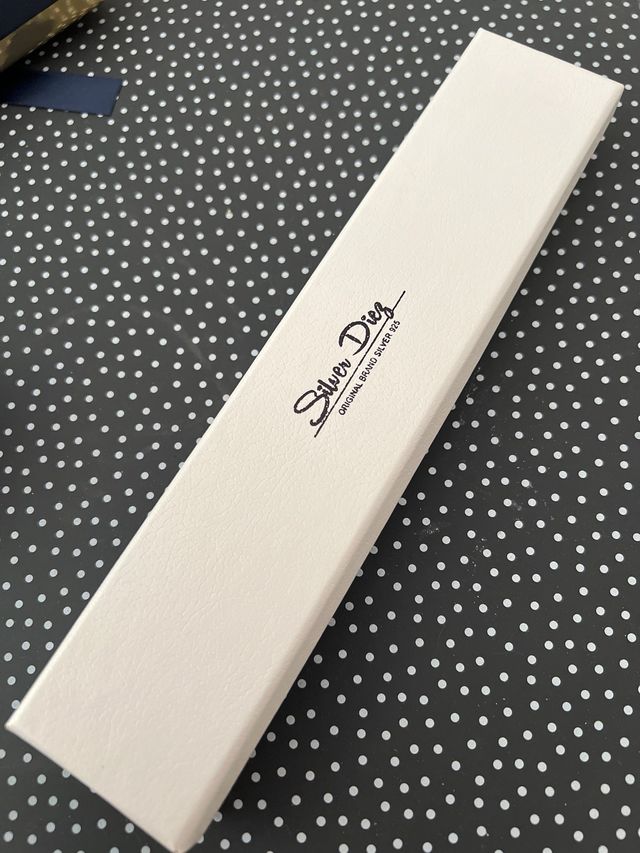 Pulsera plaetada bisutería