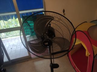 Ventilador de pie fabri lamp