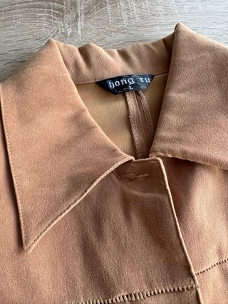 Chaqueta de antelina color camel . Nueva XL