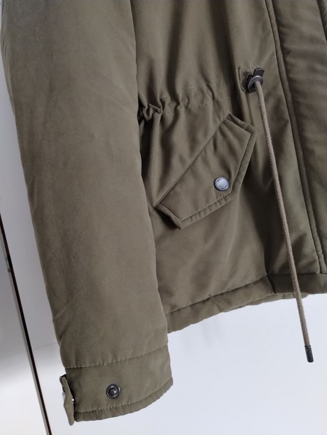 Abrigo acolchado con capucha talla S