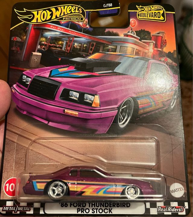 HOT WHEELS PREMIUM ‘86 FORD THUNDERBIRD PRO STOCK
