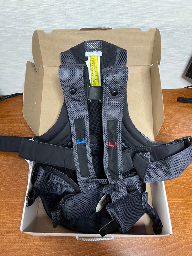 Mochila Portabebé Baby Bjorn 0-15 meses