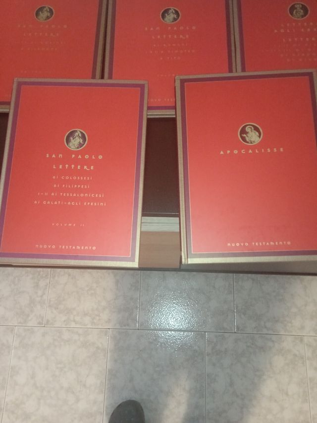 Collezione 5 volumi nuovo testamento fam