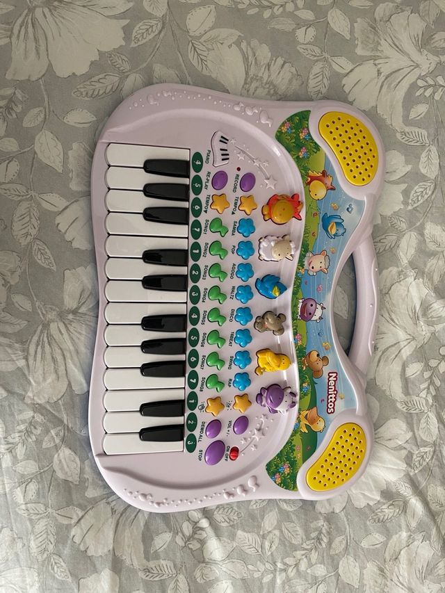 Piano juguete