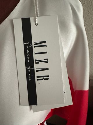 Vestido satinado, talla 40, nuevo con etiquetas